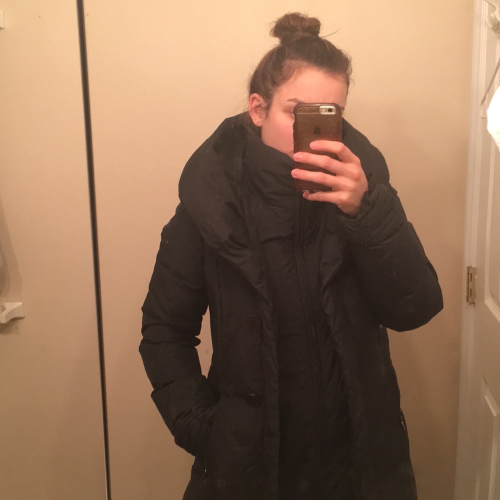 Tahari Black Puffer Jacket